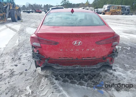 2020 Hyundai Elantra Sel z USA, uszkodzony, nr VIN 5NPD84LF7LH626248